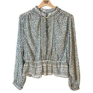 Free People pretty patterned blouse